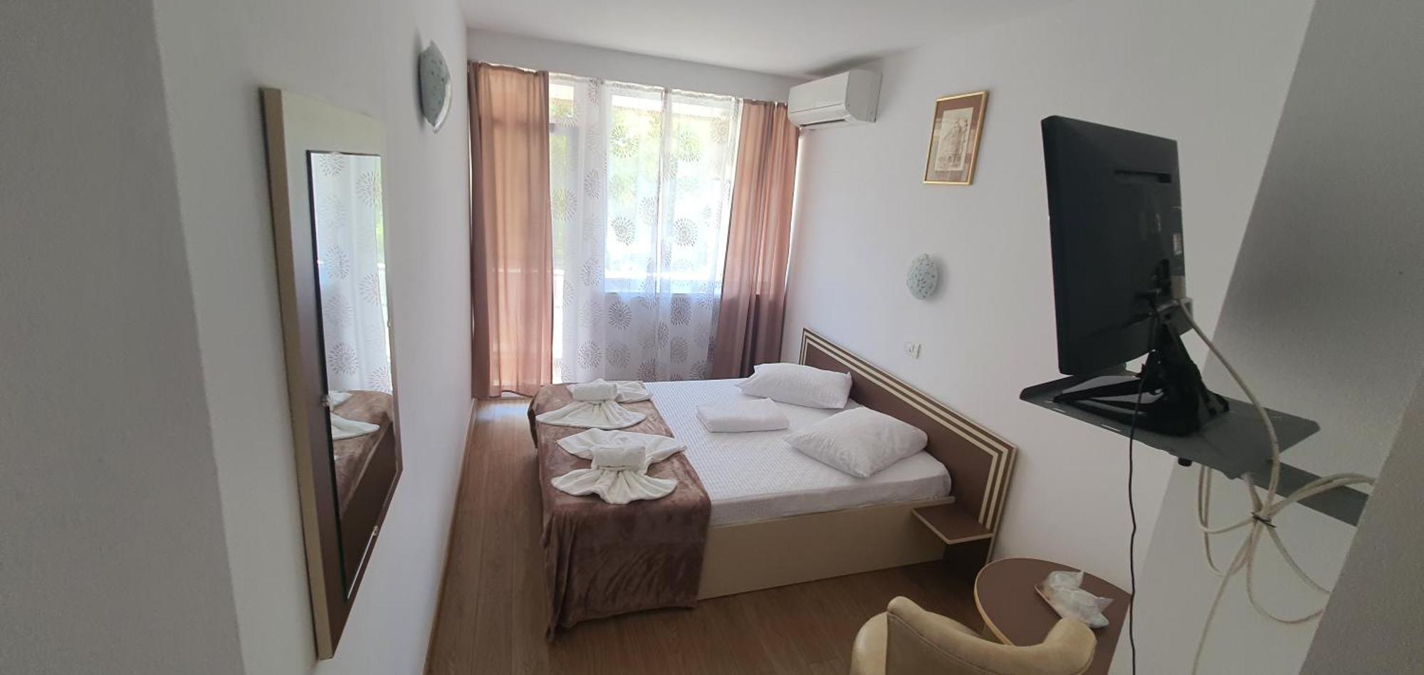 Hotel Pescarus Mamaia Buitenkant foto