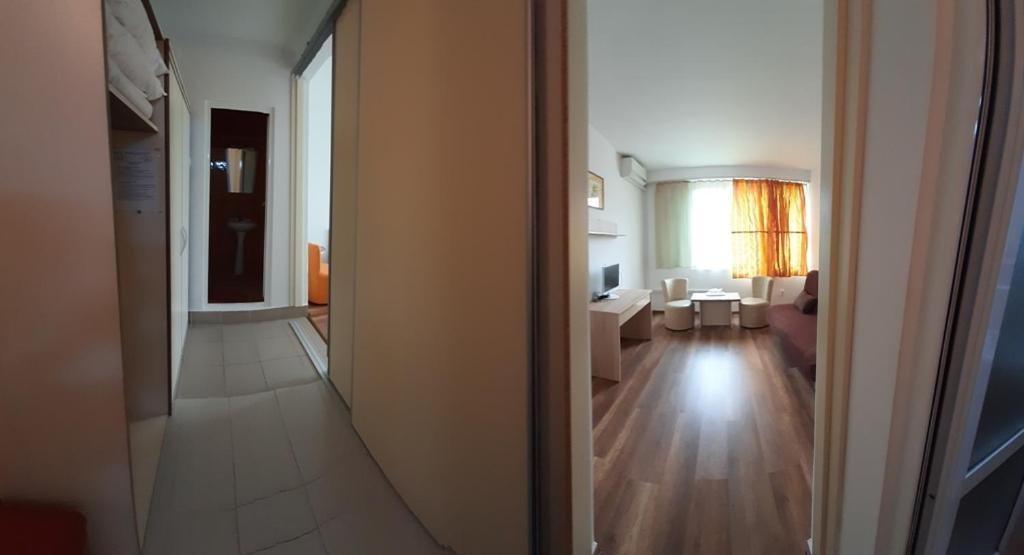 Hotel Pescarus Mamaia Buitenkant foto